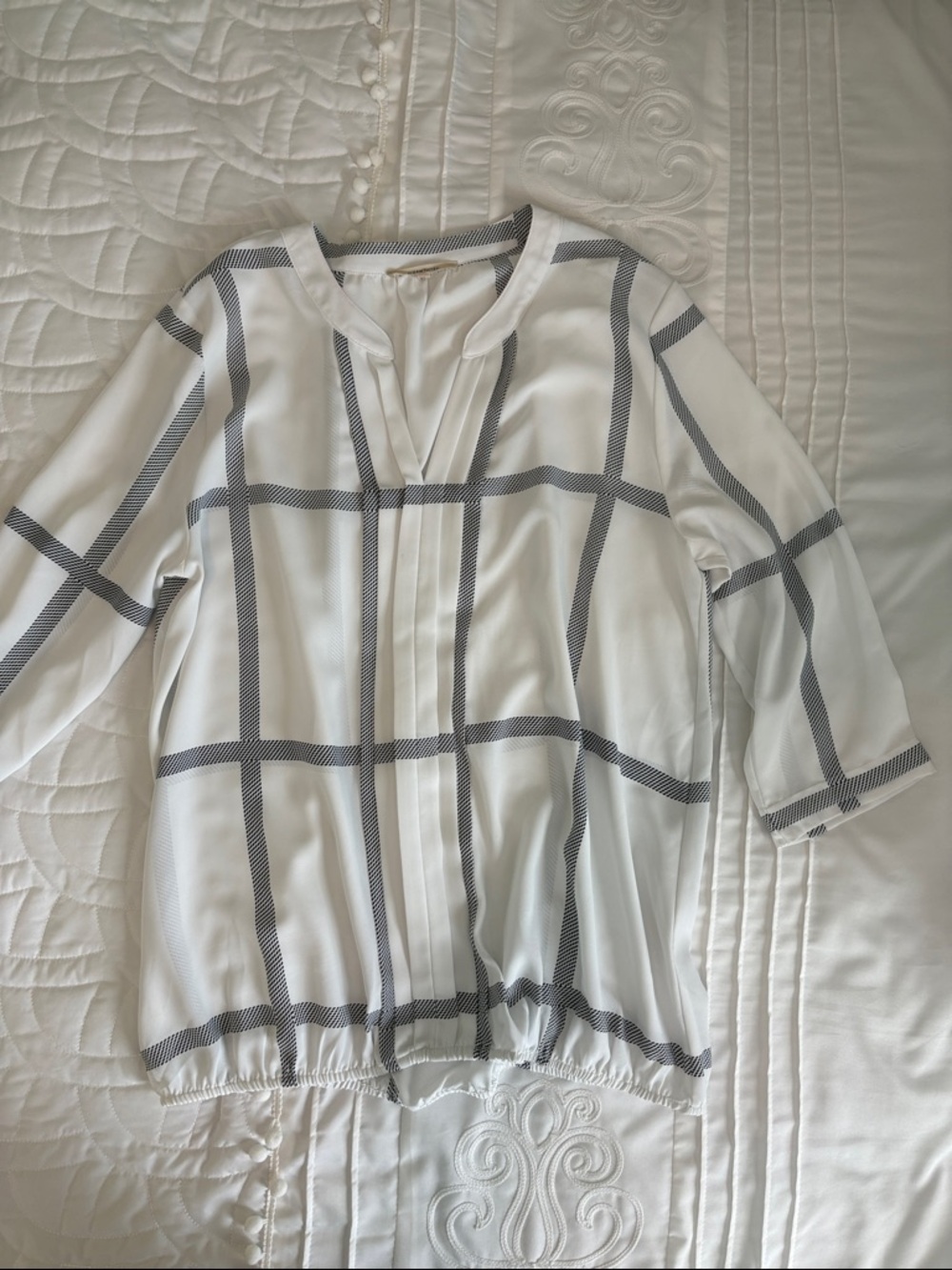 41HAWTHORNE White Windowpane Grid Blouse